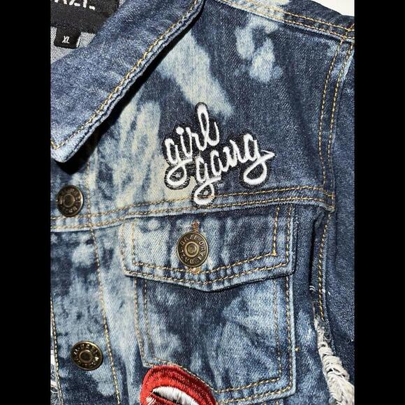 Dazl Distressed Acid -Washed Denim Jacket Size XL Light Wash Ripped Grunge - Picture 3 of 9